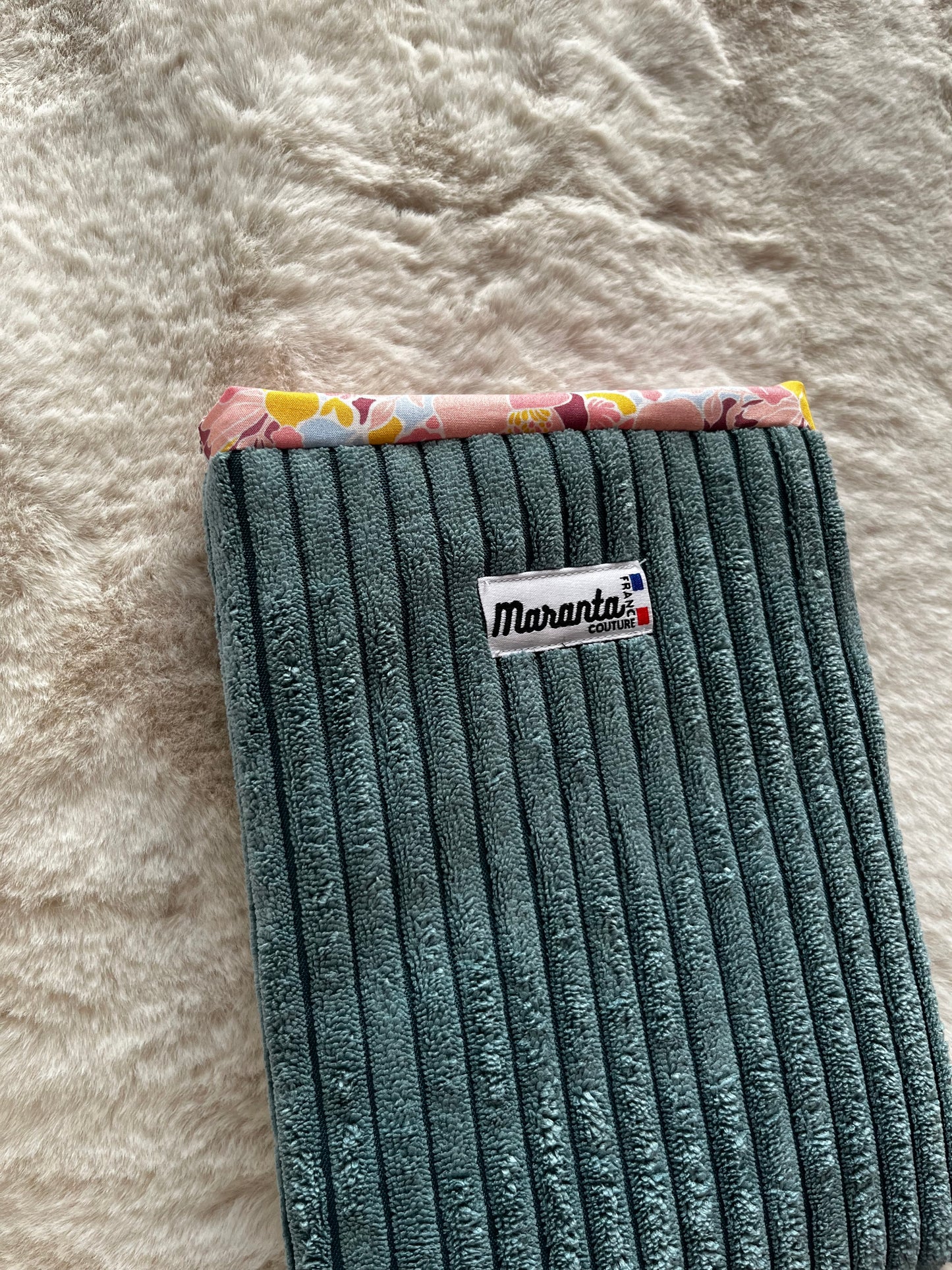 Pochette à livre velours bleu