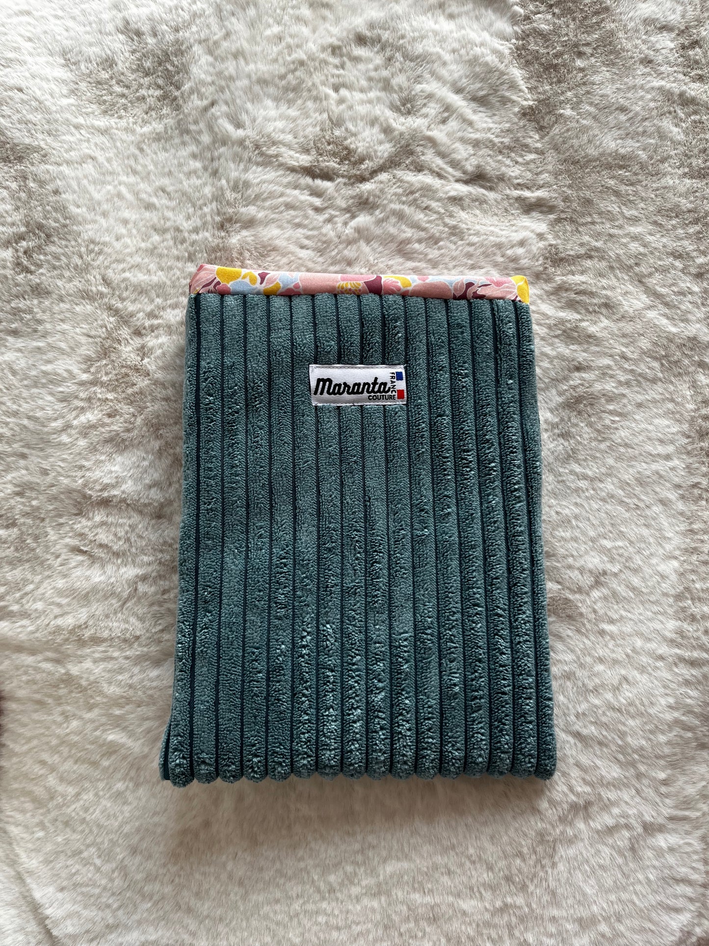 Pochette à livre velours bleu