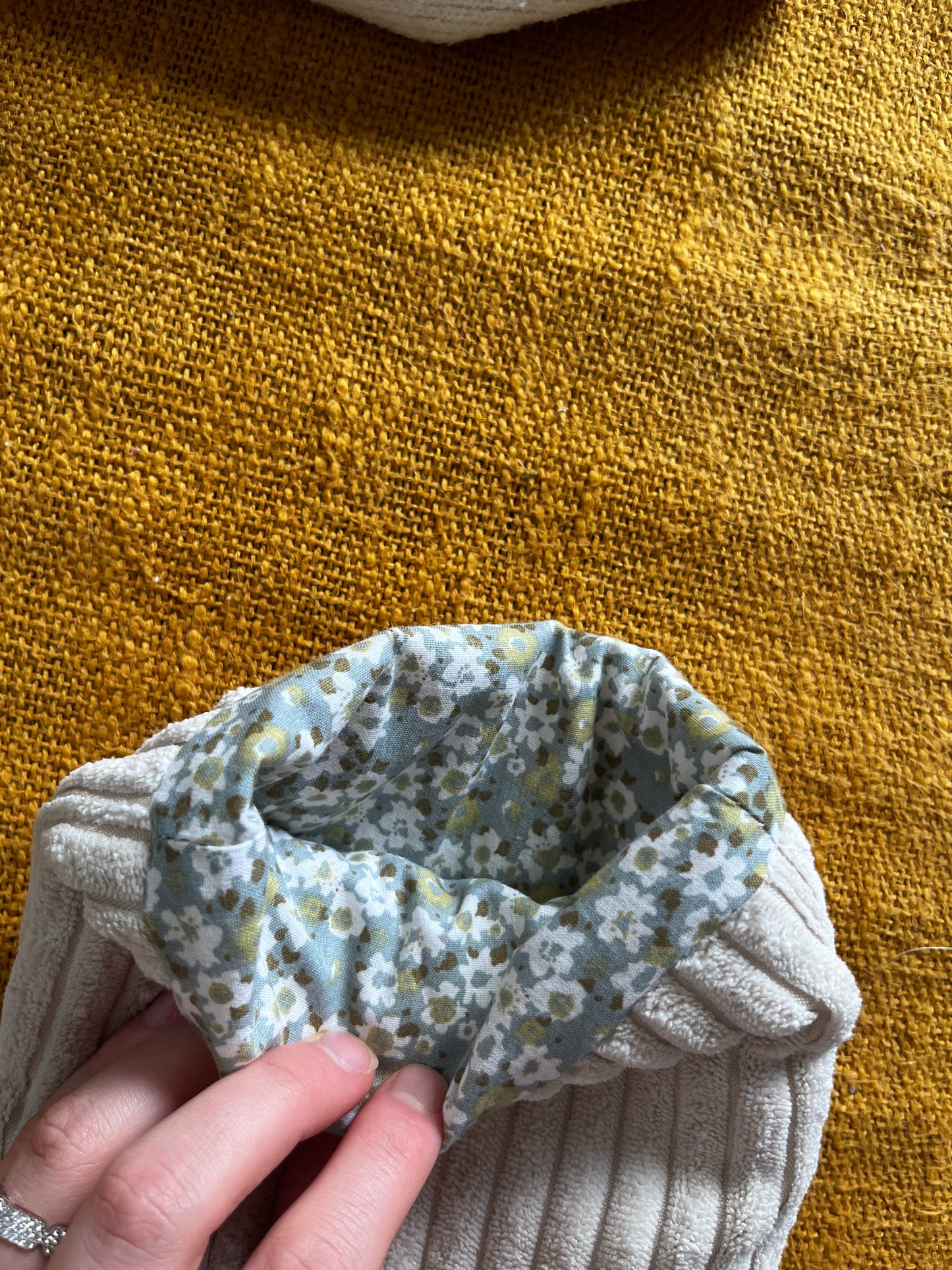 Pochette à livre velours écrue