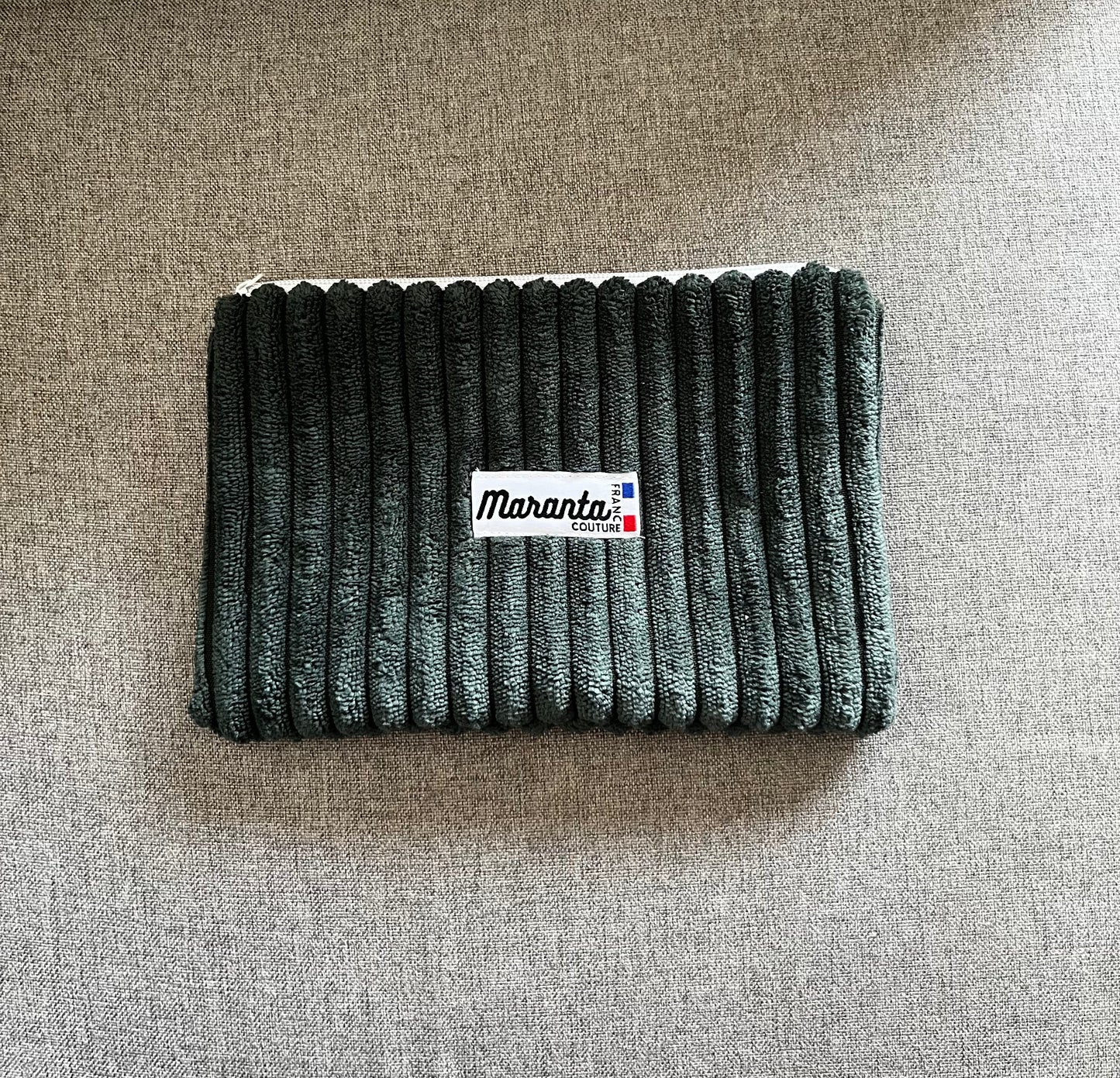 Pochette plate velours grosses côtes kaki