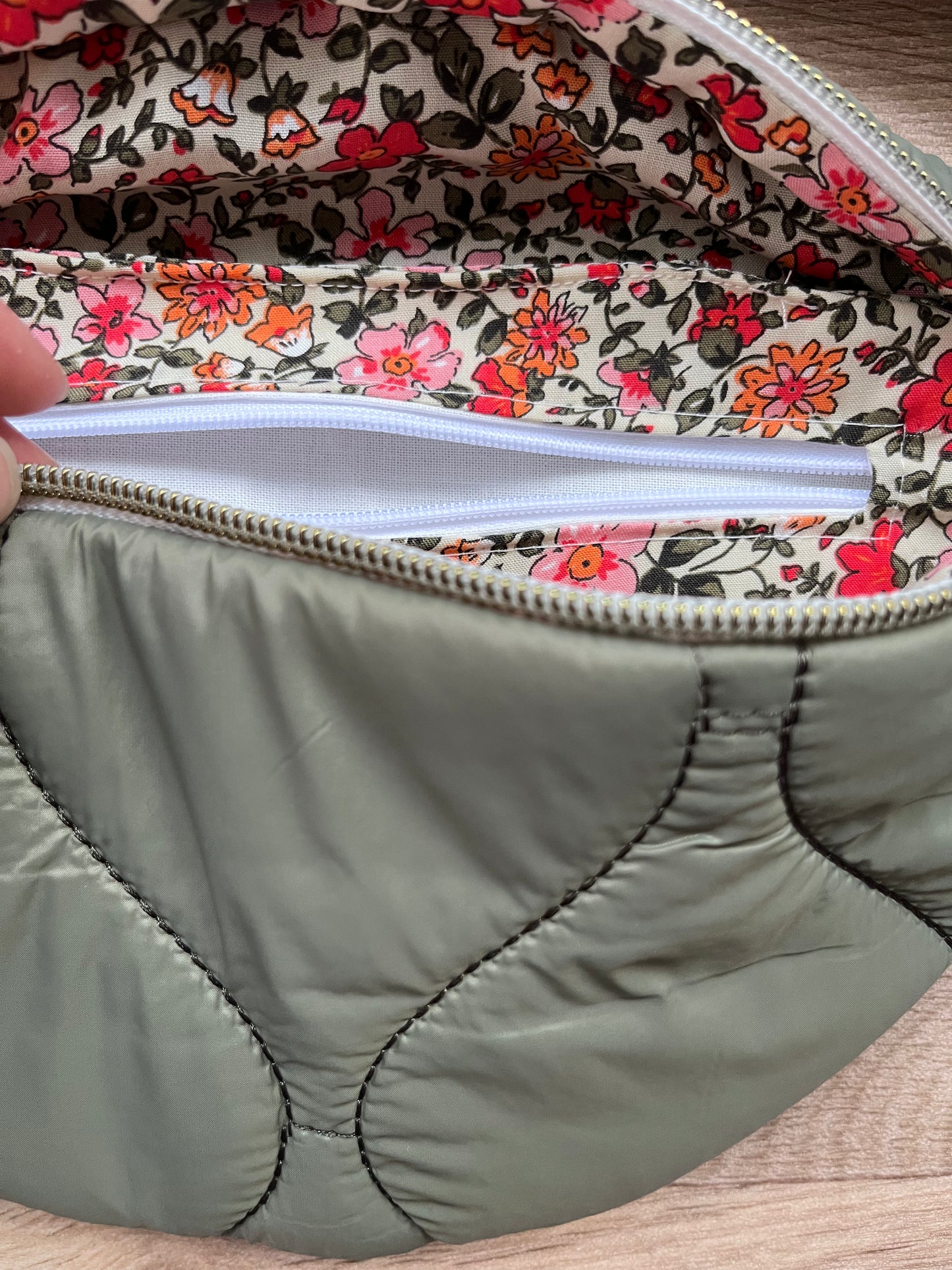 Tissu doudoune matelassé kaki