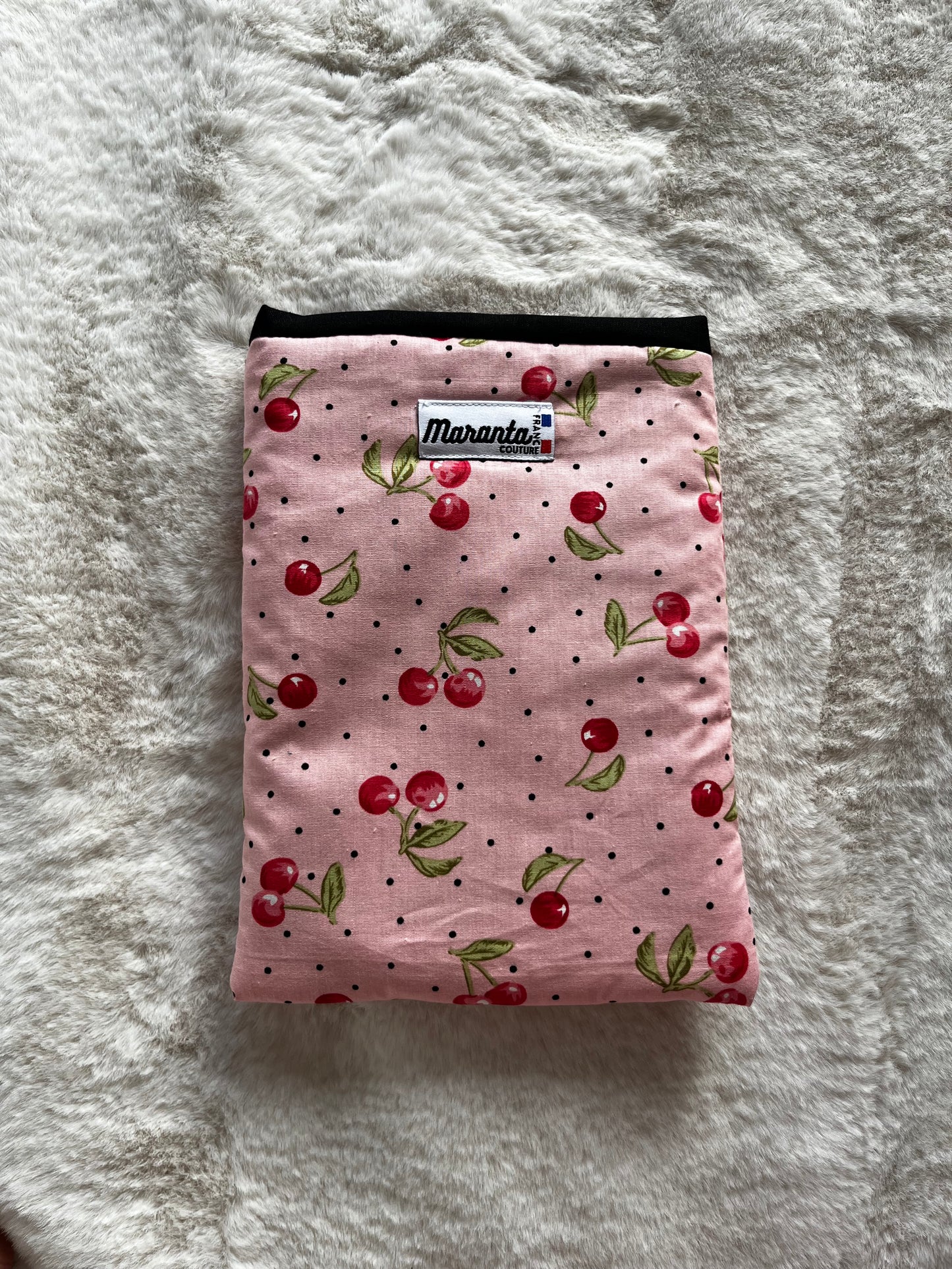 Pochette à livre cerises